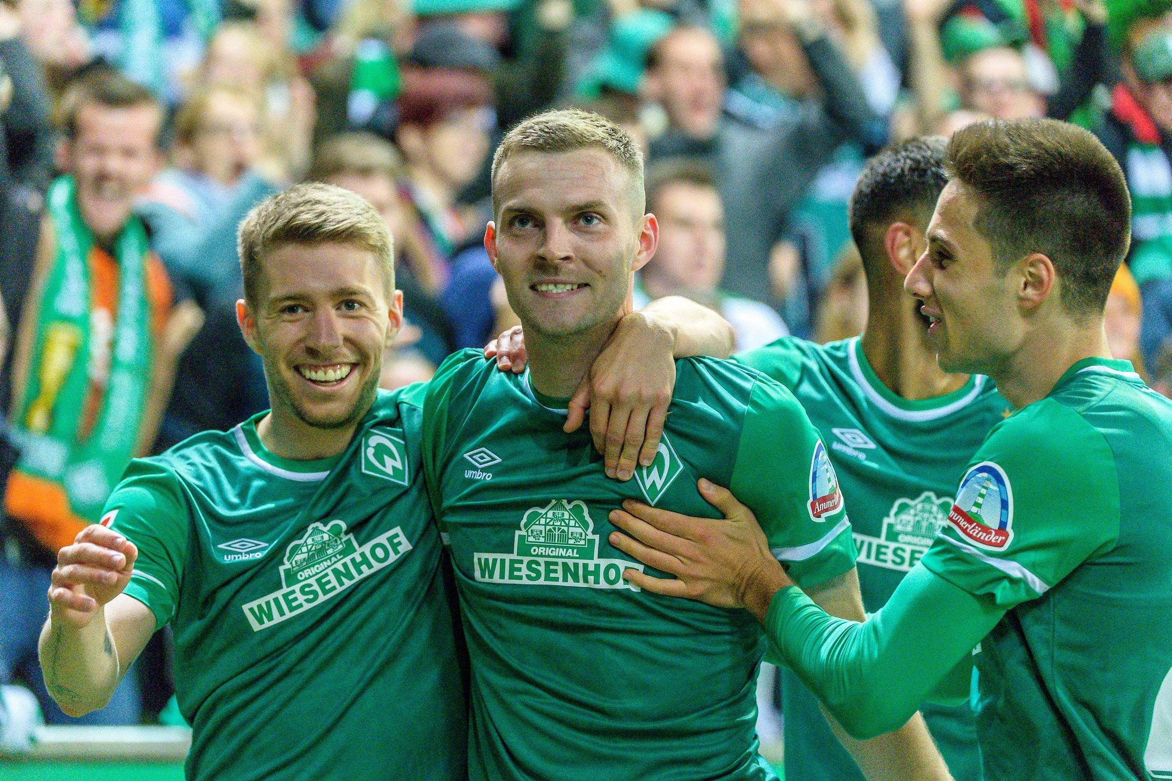 包含热那亚击败劲旅，意甲保级形势趋于明朗的词条