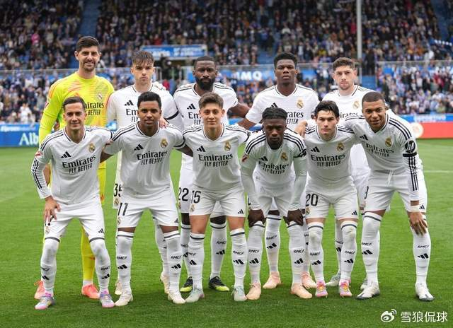 阿贾克斯逆袭皇马，德容助攻贡献关键进球的简单介绍