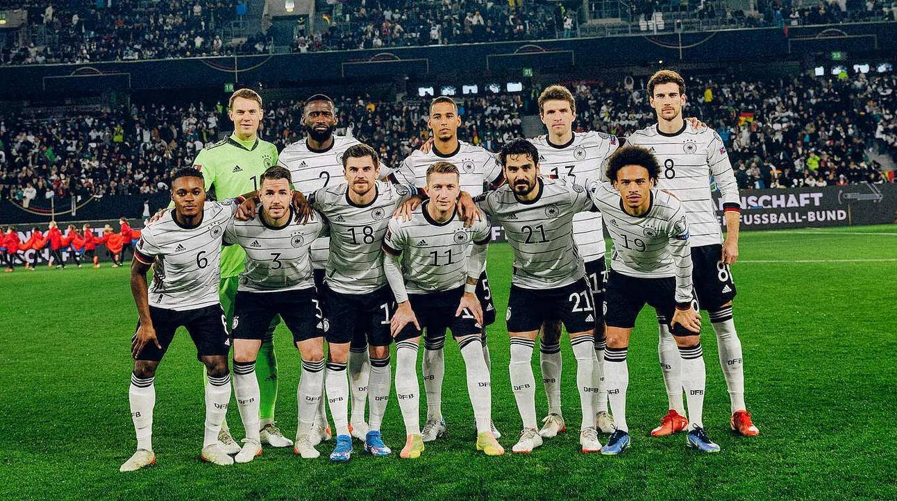 德国队积极备战,意气风发的简单介绍 德国队积极备战,意气风发的简单介绍