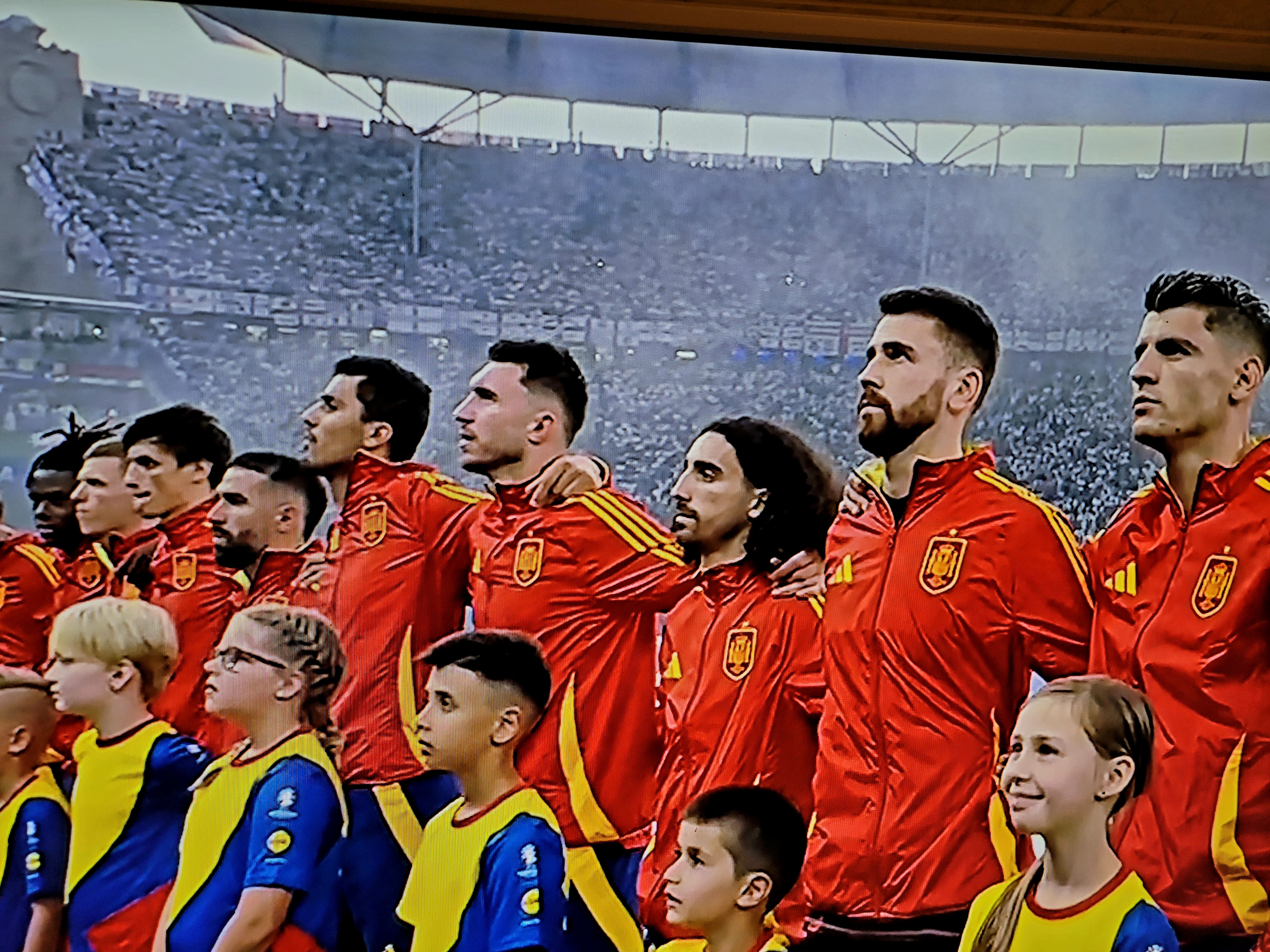 开云体育app-关于欧洲篮球盛事：西班牙队击败法国队夺冠的信息