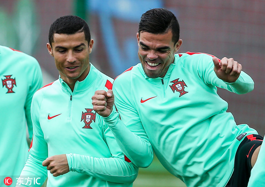 智利绝杀丹麦，托尼状态火热的简单介绍