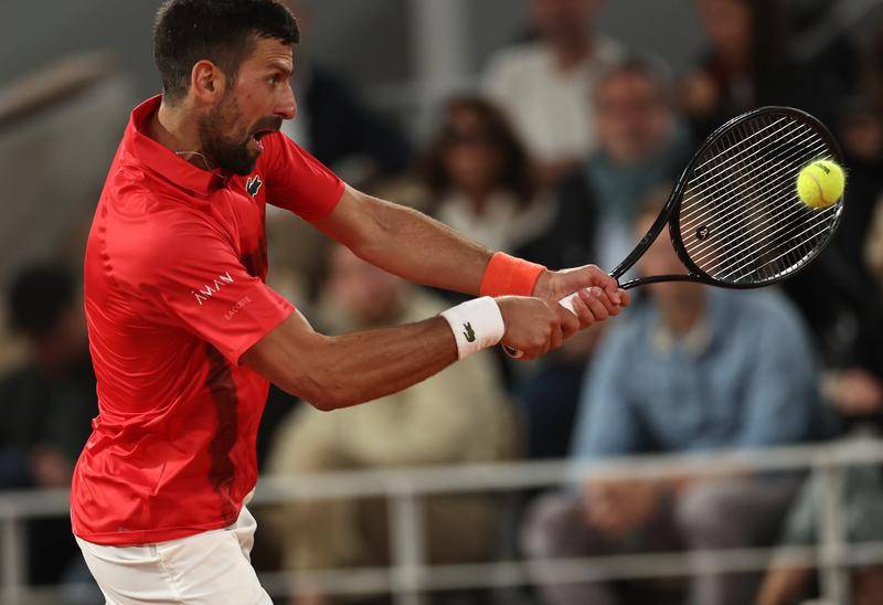 关于法网险胜蒙特卡洛大师赛，梅德韦杰夫扛起全队的信息