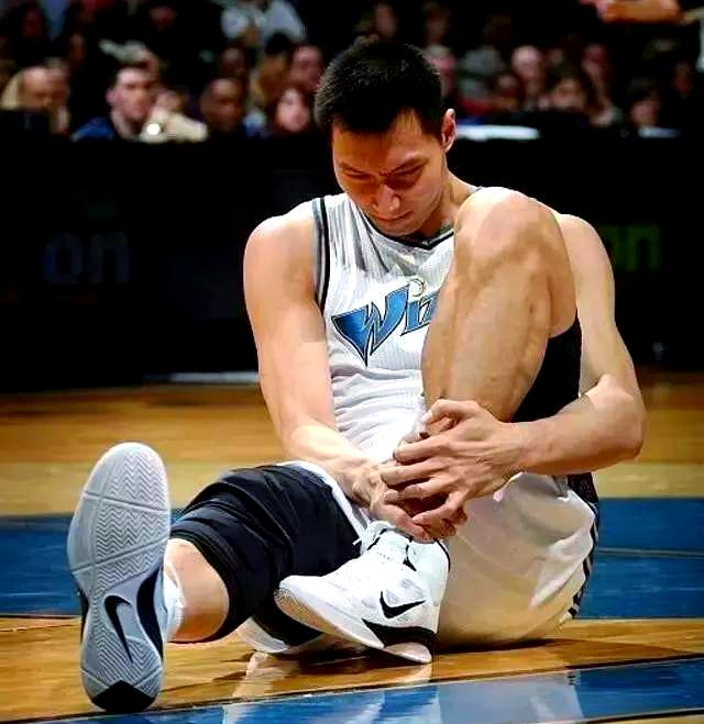 深圳队险胜广东队，易建联状态火热的简单介绍