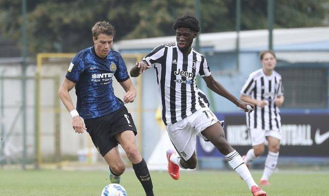 乌克兰逆转尤文，阿什拉夫刷新纪录