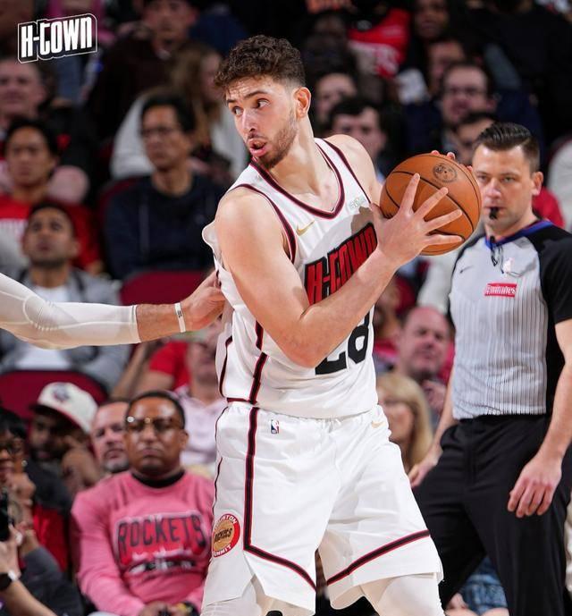 广东队力克骑士，范弗利特点燃赛场的简单介绍