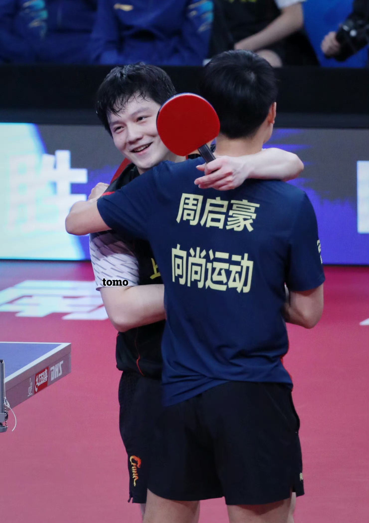 中国队力克韩国队，樊振东扛起全队