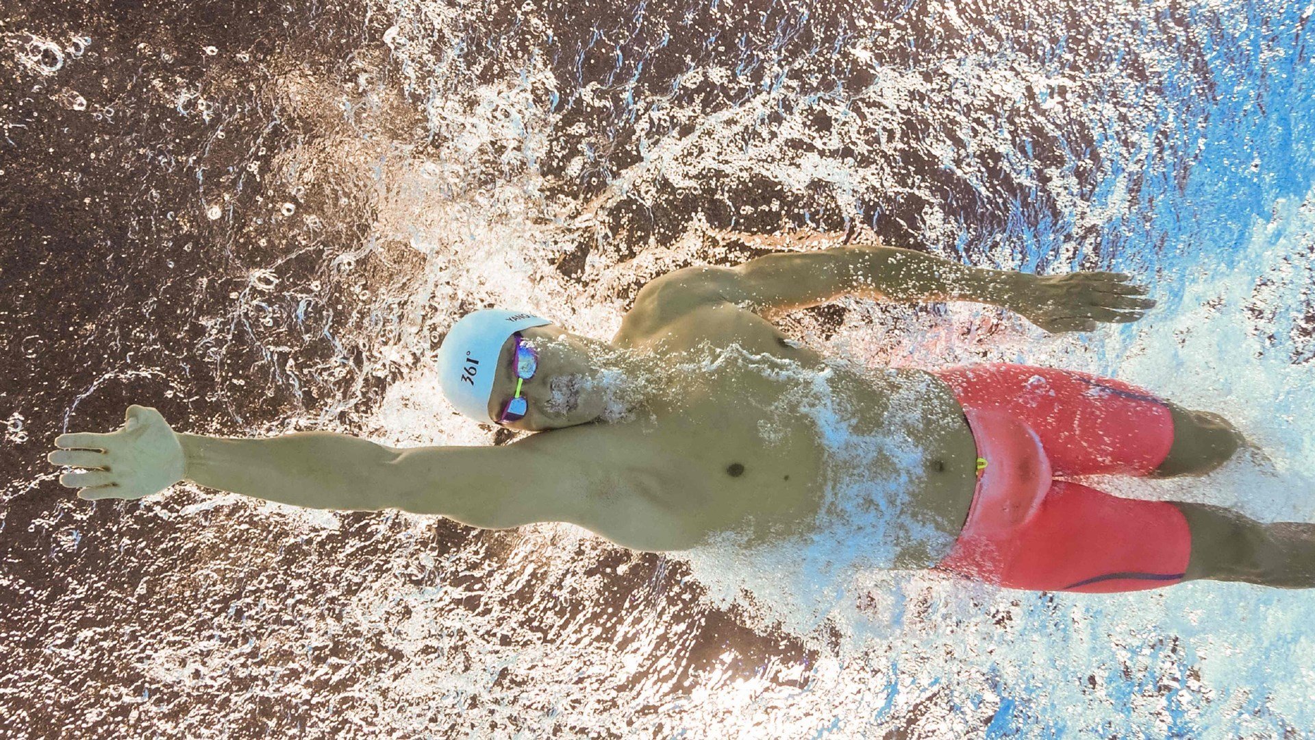 一波带走!广东队强势晋级,贝恩展现巨星价值